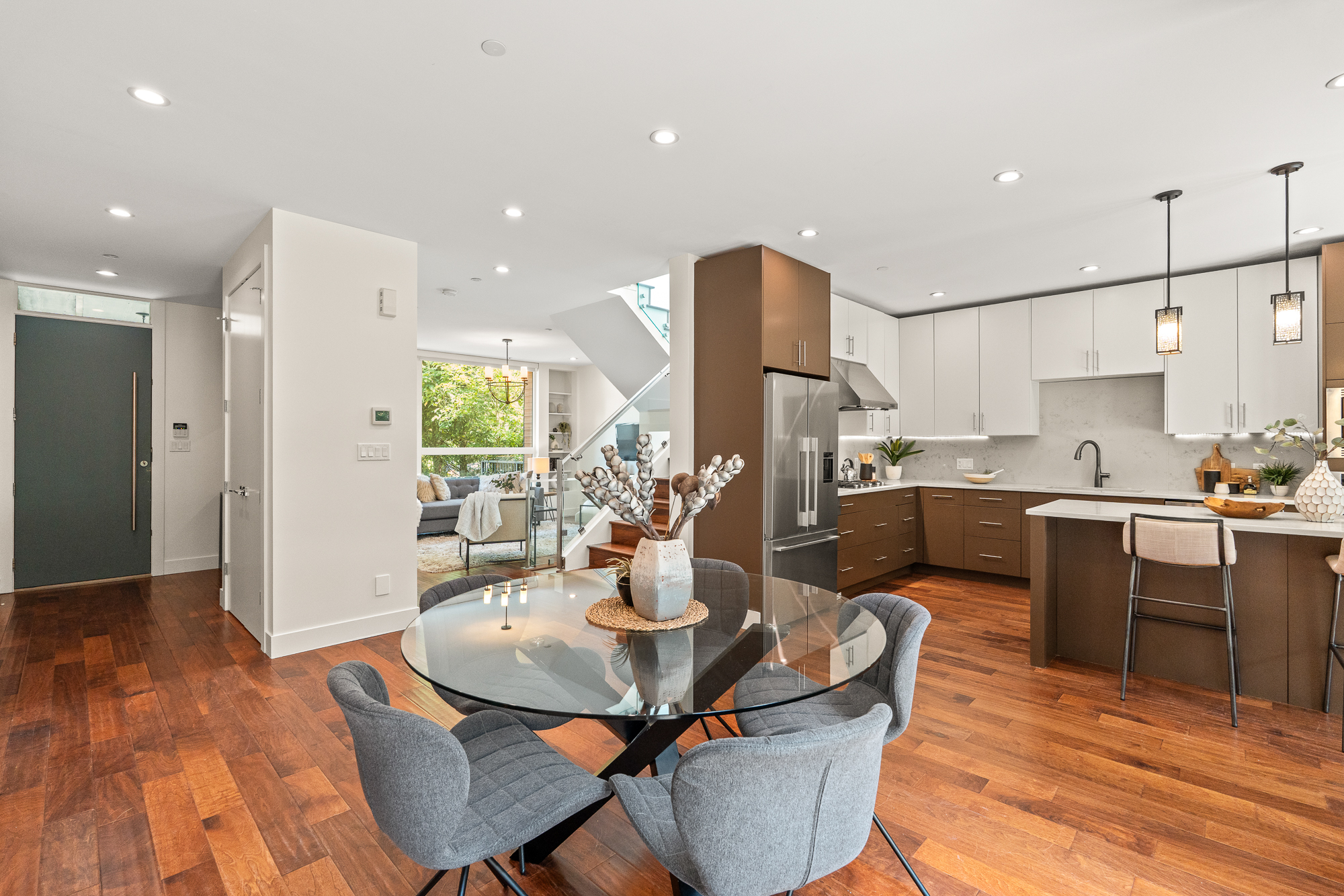 6528 Marine Drive